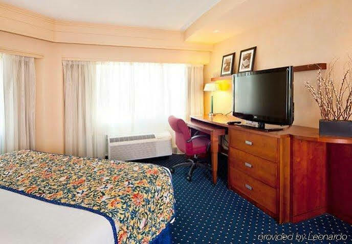 Courtyard By Marriott Fort Smith Downtown Buitenkant foto